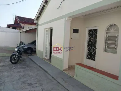 Casa com 3 Quartos à venda, 176m² no Jardim Bela Vista, Taubaté