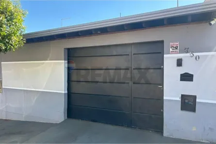 Casa com 3 Quartos à venda, 200m² no Jardim Estância das Rosas, Araraquara