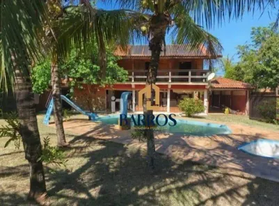 Fazenda/Sítio com 4 Quartos à venda, 230m² no Recanto dos Universitários, Rio das Pedras