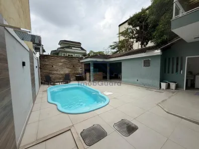 Casa com 3 Quartos para alugar, 200m² no Jacarepaguá, Rio de Janeiro