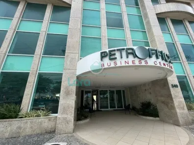 Sala Comercial para venda ou aluguel, 28m² no Imbetiba, Macaé