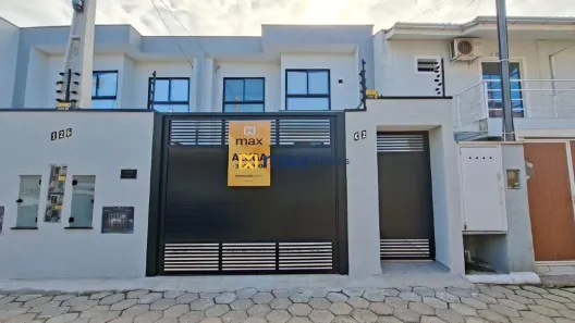 Casa com 3 Quartos para alugar, 100m² no São João, Itajaí