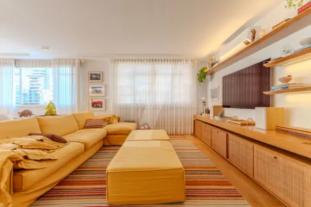 Apartamento com 3 Quartos à venda, 240m² no Cerqueira César, São Paulo