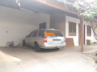 Casa com 5 Quartos à venda, 330m² no Santa Cruz, Belo Horizonte