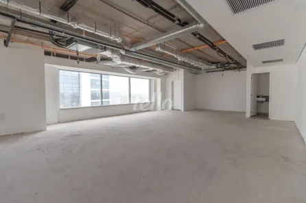 Sala Comercial para alugar, 225m² no Várzea da Barra Funda, São Paulo