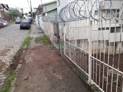Lote/Terreno à venda, 286m² no Jardelino Ramos, Caxias do Sul