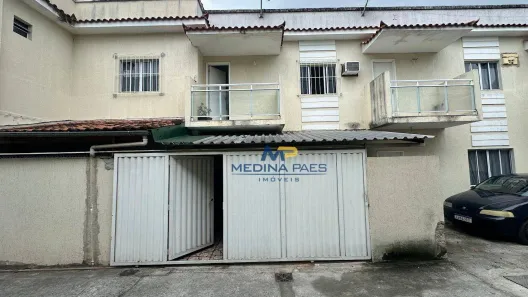 Casa com 2 Quartos à venda, 75m² no Jardim Catarina, São Gonçalo