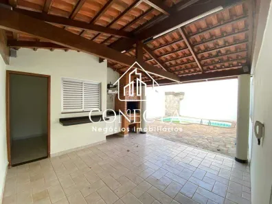Casa com 4 Quartos para alugar, 250m² no Morada da Colina, Uberlândia