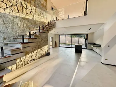 Casa de Condomínio com 4 Quartos à venda, 310m² no Nova Gardênia, Atibaia