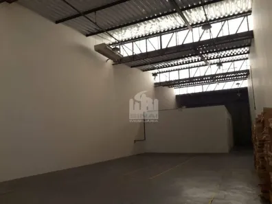 Galpão/Depósito/Armazém para alugar, 850m² no Cambuci, São Paulo