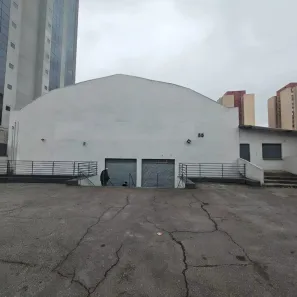 Ponto Comercial para alugar, 900m² no Vila das Palmeiras, Guarulhos