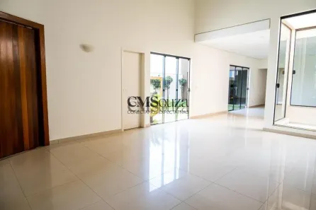 Casa de Condomínio com 3 Quartos à venda, 270m² no Esperança, Londrina