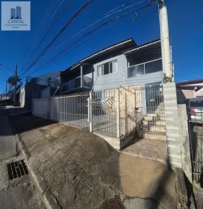 Casa com 3 Quartos à venda, 249m² no Barreiros, São José