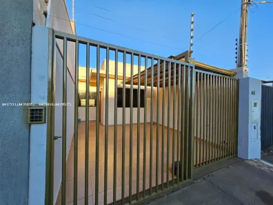 Casa com 3 Quartos para alugar, 89m² no Loteamento Chamonix, Londrina