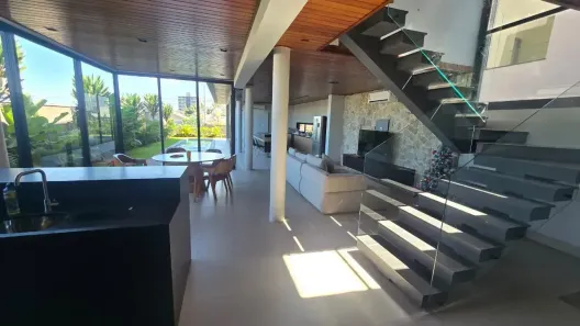 Casa de Condomínio com 3 Quartos à venda, 277m² no Gávea, Uberlândia