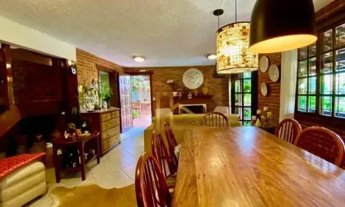 Casa com 5 Quartos à venda, 111m² no Albuquerque, Teresópolis