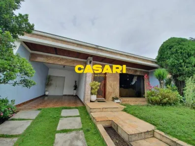 Casa com 3 Quartos para alugar, 207m² no Jardim do Mar, São Bernardo do Campo