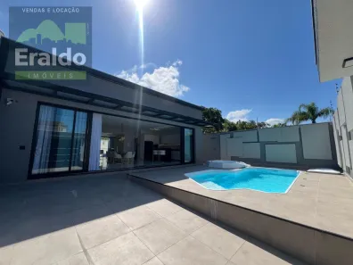 Casa com 5 Quartos à venda, 300m² no Sertaozinho, Matinhos