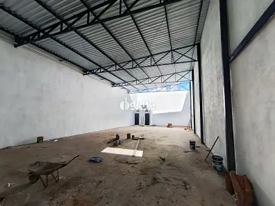 Ponto Comercial para alugar, 250m² no Residencial Fruta do Conde, Uberlândia