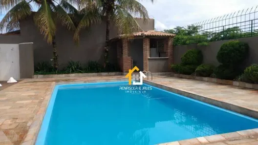 Fazenda/Sítio com 5 Quartos à venda, 489m² no , Fronteira