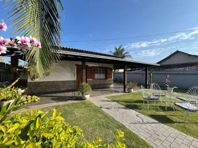 Casa com 4 Quartos à venda, 221m² no Extensão do Bosque, Rio das Ostras
