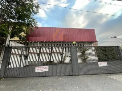 Prédio Comercial para alugar, 692m² no Santo Amaro, São Paulo