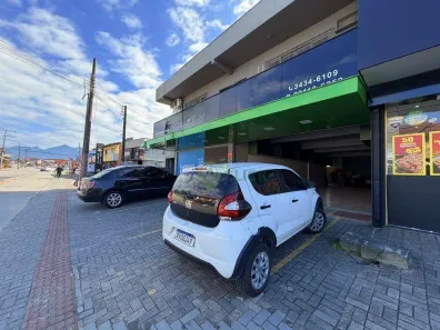 Sala Comercial para alugar, 400m² no Vila Nova, Joinville