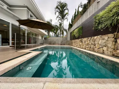 Casa de Condomínio com 4 Quartos à venda, 350m² no João Paulo, Florianópolis