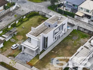 Casa de Condomínio com 3 Quartos à venda, 305m² no Glória, Joinville