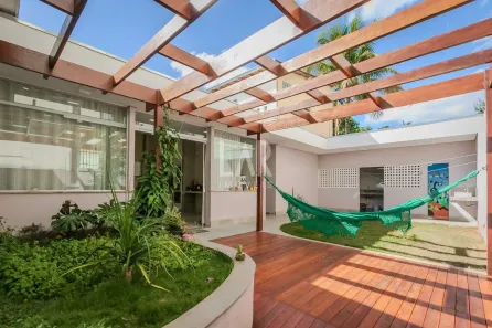 Casa com 3 Quartos à venda, 350m² no Sagrada Família, Belo Horizonte