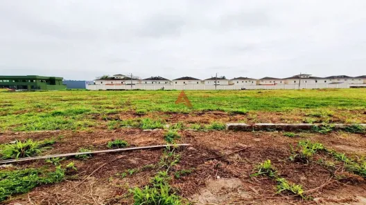 Lote/Terreno à venda, 300m² no Jardim Santa Maria, Jacareí