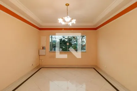 Casa com 3 Quartos à venda, 200m² no Vila Santa Terezinha (Zona Norte), São Paulo