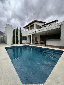 Casa com 4 Quartos à venda, 360m² no Centro, Governador Valadares
