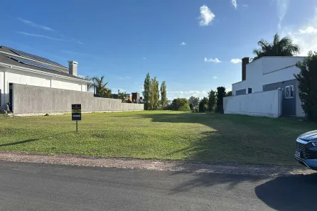 Lote/Terreno à venda, 1046m² no Chapéu do Sol, Porto Alegre