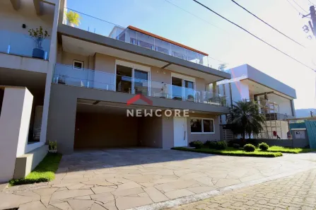 Casa de Condomínio com 4 Quartos à venda, 270m² no Hípica, Porto Alegre