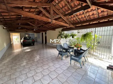 Casa com 3 Quartos à venda, 273m² no Cidade Alta, Piracicaba