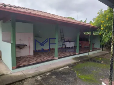 Casa com 4 Quartos à venda, 300m² no Centro, Florestal