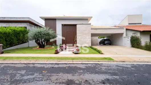 Casa de Condomínio com 5 Quartos à venda, 453m² no Jardins Munique, Goiânia