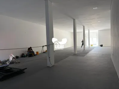 Galpão/Depósito/Armazém para alugar, 234m² no Vila Pires, Santo André