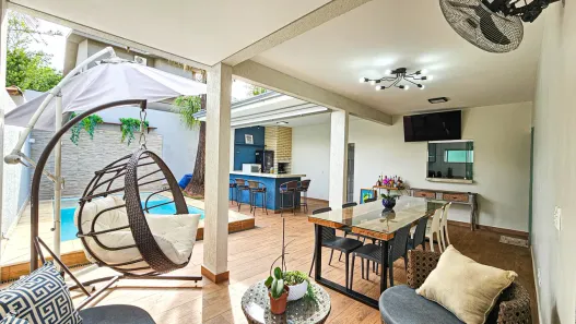 Casa de Condomínio com 3 Quartos à venda, 252m² no Loteamento Portal do Sol II, Goiânia