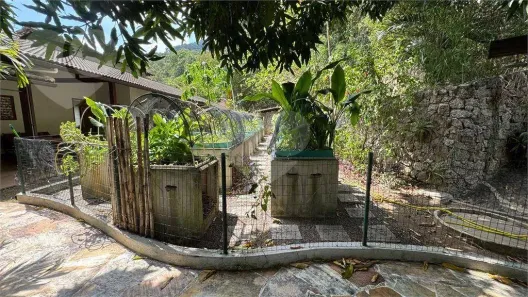 Casa com 4 Quartos à venda, 308m² no São Francisco, Niterói