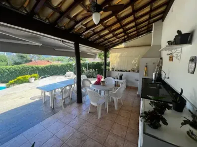 Casa de Condomínio com 3 Quartos para alugar, 270m² no Ville de Montagne, Nova Lima