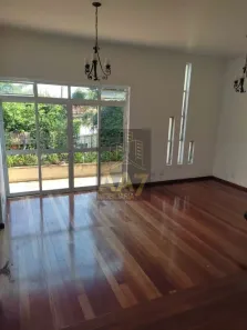 Sobrado com 4 Quartos à venda, 334m² no Jardim Peri Peri, São Paulo