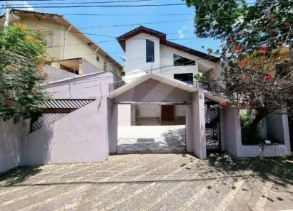 Sobrado com 3 Quartos à venda, 256m² no Jardim Leonor Mendes de Barros, São Paulo