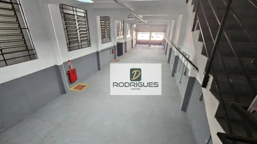 Galpão/Depósito/Armazém para alugar, 574m² no Canhema, Diadema