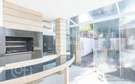 Casa de Condomínio com 3 Quartos à venda, 398m² no Vila Assunção, Porto Alegre