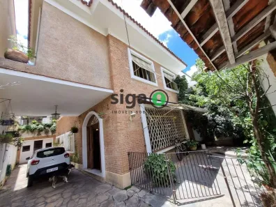 Casa com 5 Quartos à venda, 225m² no Vila Cordeiro, São Paulo