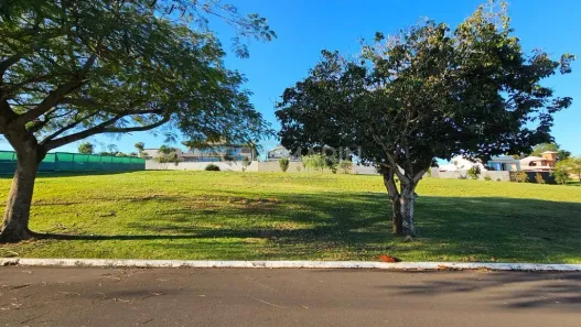 Lote/Terreno à venda, 728m² no Jardim Tarobá, Cambé