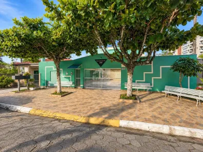 Apartamento com 2 Quartos à venda, 73m² no Caiobá, Matinhos