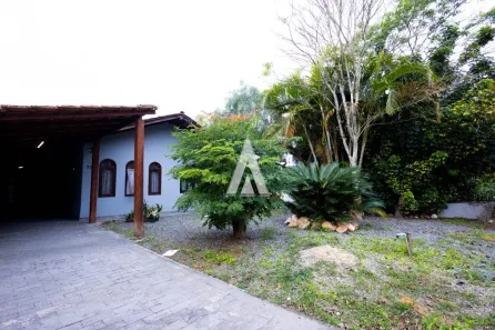 Casa com 2 Quartos à venda, 98m² no Iririú, Joinville